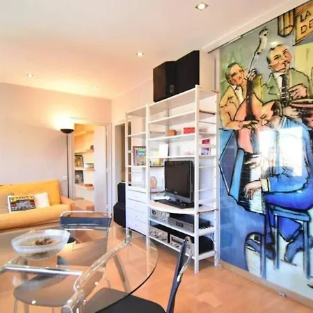 3 Bedroom Jazz With Private Terrace Apartmán