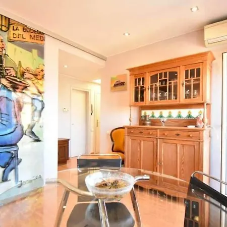 3 Bedroom Jazz With Private Terrace Terrassa